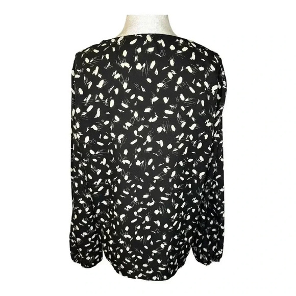NEW Lush Women's Large Floral Blouse Black & Ivory Multicolor Stitch Fix NWOT‎ - Picture 3 of 8